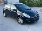 Hyundai i20 1.3i Benzine 57kw Euro 5 Année 2010, 139.000km, Auto's, Hyundai, Euro 5, Zwart, Bedrijf, I20