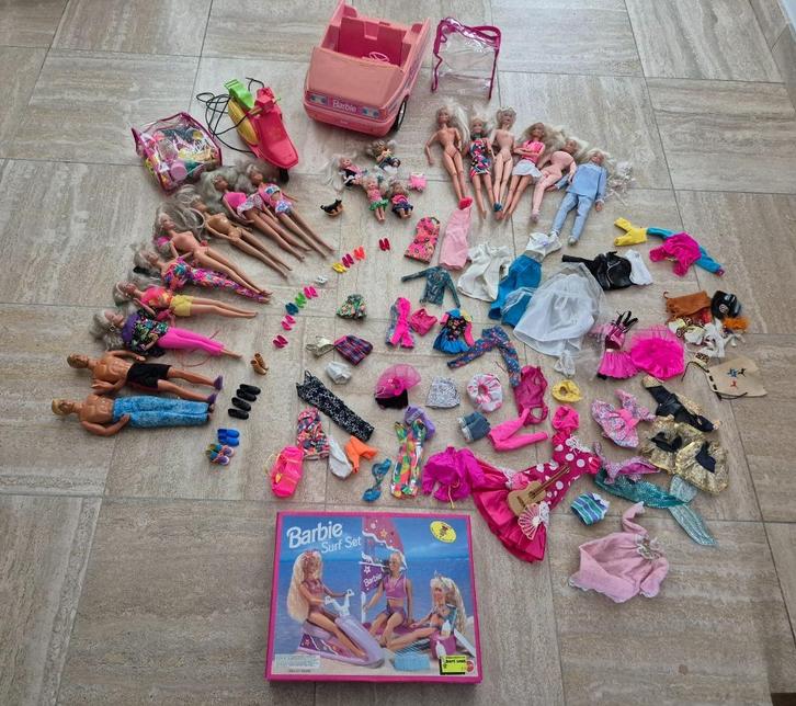 BARBIE lot, Kinderen en Baby's, Speelgoed | Poppen, Gebruikt, Barbie, Ophalen