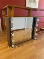 Make-up spiegel, Huis en Inrichting, Woonaccessoires | Spiegels, Ophalen, Zo goed als nieuw, Minder dan 100 cm, Rechthoekig