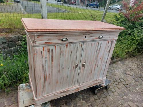 Jolie ancienne commode massive avec un superbe marbre dessus, Maison & Meubles, Armoires | Dressoirs, Comme neuf