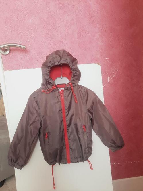 4 ans, veste style K-way /coupe-vent, automne/hiver, Kinderen en Baby's, Kinderkleding | Maat 104, Jongen of Meisje, Jas, Ophalen of Verzenden