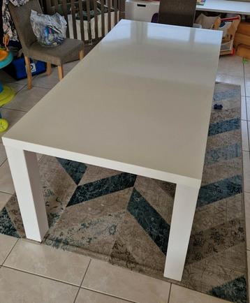 Eetkamertafel Ikea, Wit beschikbaar voor biedingen