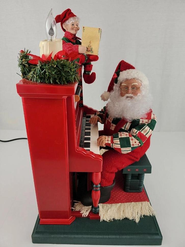 zeer leuke kerstman met piano en cassettespeler, Diversen, Kerst, Zo goed als nieuw, Ophalen of Verzenden