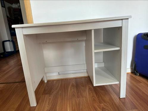 Wit bureau met opbergruimte, Huis en Inrichting, Bureaus, Zo goed als nieuw, Bureau, Ophalen
