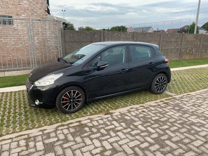 Peugeot 208 1.4 e-HDi – 2013 – Automaat – Veel opties, Auto's, Peugeot, Particulier, ABS, Airbags, Airconditioning, Alarm, Bluetooth