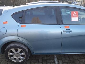 Portier 4Deurs rechts-achter van een Seat Leon (LW5T) beschikbaar voor biedingen