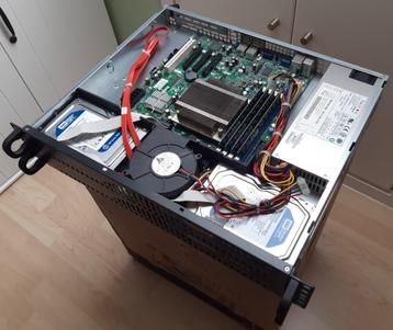 2x Supermicro X8SIL-F 1U server beschikbaar voor biedingen