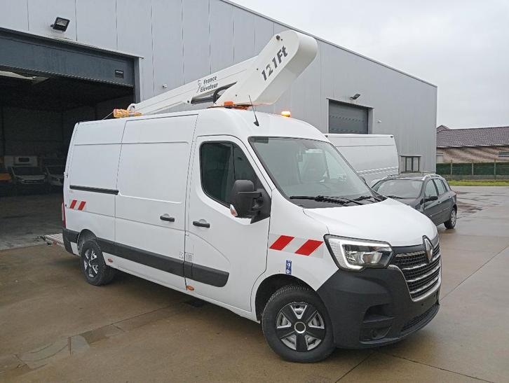 Renault Master Hoogtewerker.109417 km KEURING OK.241.uur, Auto's, Bestelwagens en Lichte vracht, Bedrijf, Te koop, ABS, Achteruitrijcamera