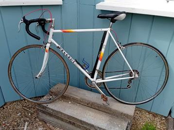 Vintage koersfiets PEUGEOT maat 57, Fietsen en Brommers, Ophalen, 28 inch, Zo goed als nieuw, 57 tot 61 cm