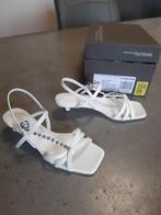 sandalen wit lederen Kennel en Schmenger, Kleding | Dames, Schoenen, Ophalen, Wit, Nieuw, Sandalen of Muiltjes