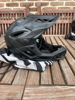 MET integraalhelm mtb matzwart, Fietsen en Brommers, Fietsaccessoires | Fietshelmen, Ophalen, Zo goed als nieuw