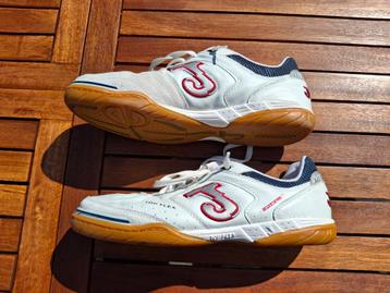 Zaalvoetbalschoenen, Enlèvement ou Envoi, Comme neuf