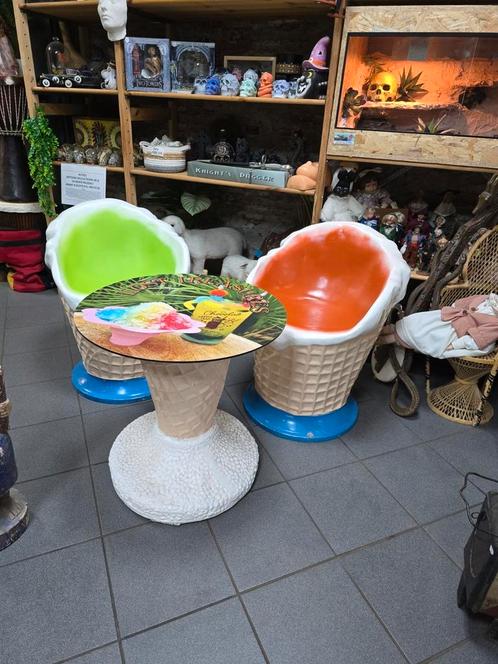 Ijsstoelen met tafel, Tuin en Terras, Tuinstoelen, Zo goed als nieuw, Ophalen
