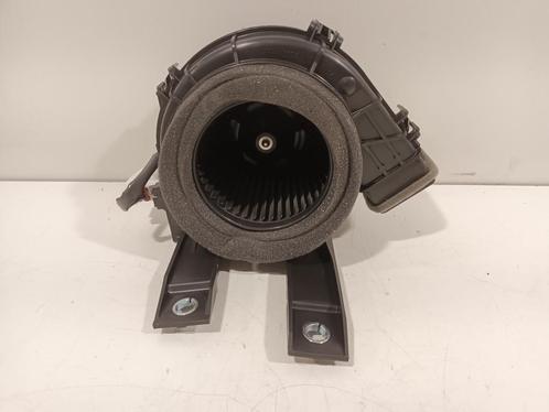 VENTILATOR Corolla Touring Sport (E21 / EH1) (G923047050), Auto-onderdelen, Airco en Verwarming, Toyota, Gebruikt
