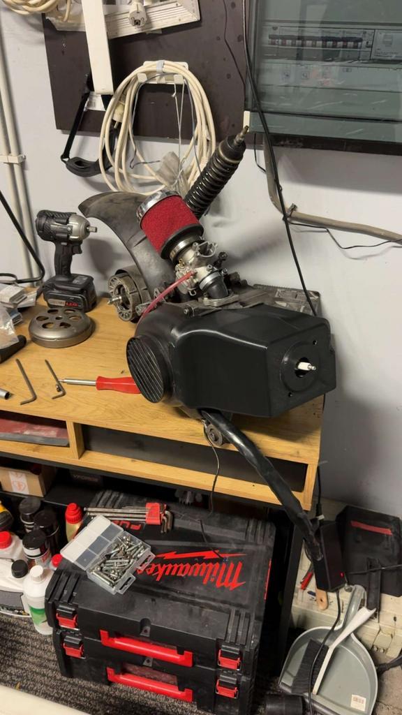 MOET WEG skipper blok 172 s3, Fietsen en Brommers, Brommeronderdelen | Algemeen, Zo goed als nieuw, Blok, Ophalen