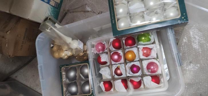 Grand lot de boules de Noël, Divers, Noël, Comme neuf, Enlèvement