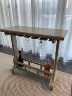 Bijzettafel en drank gelazenhouder, Huis en Inrichting, Tafels | Bijzettafels, Ophalen, Zo goed als nieuw, Hout