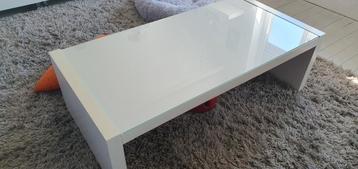 Salontafel met glazen blad van ikea, Huis en Inrichting, Tafels | Salontafels, Ophalen, Zo goed als nieuw