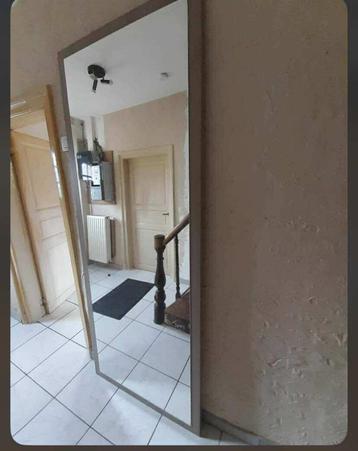 Grand miroir 80 cm X 205 cm beschikbaar voor biedingen