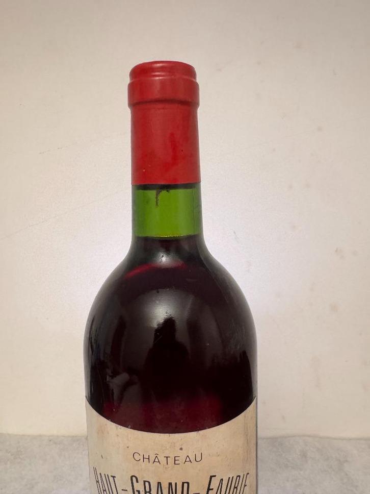 Saint-Emilion Grand Cru-wijn uit 1981, Verzamelen, Wijnen, Zo goed als nieuw, Rode wijn, Frankrijk, Ophalen of Verzenden