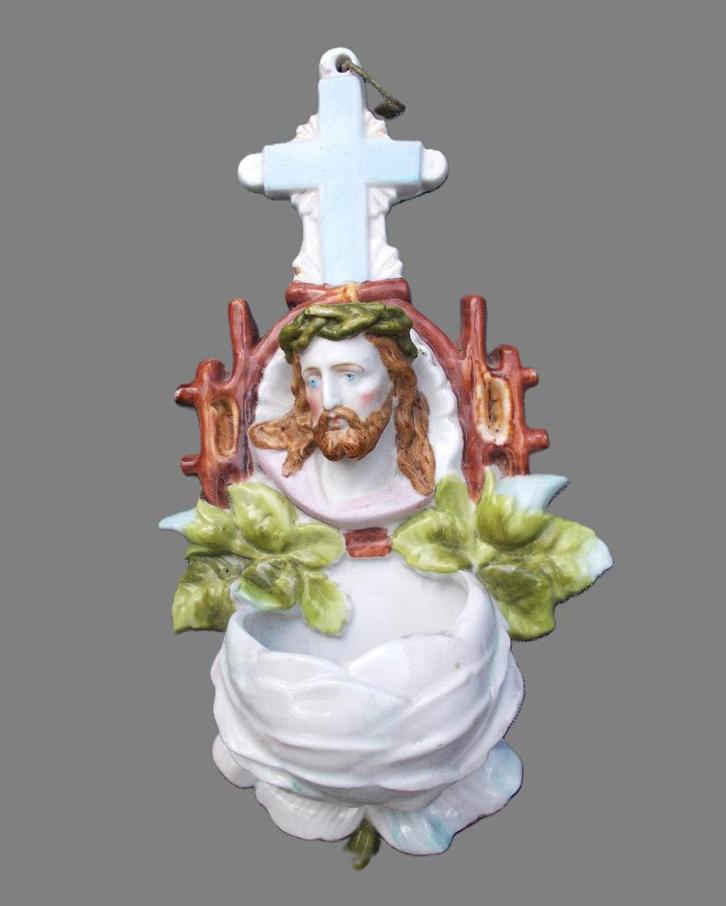 Wijwatervat porselein " opliggende Christus " 20cm, Antiek en Kunst, Antiek | Religieuze voorwerpen, Ophalen of Verzenden