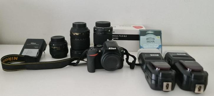 Nikon D 5600 + 3 lenzen+ 2 externe flitsers, Audio, Tv en Foto, Fotocamera's Digitaal, Gebruikt, Nikon, Ophalen