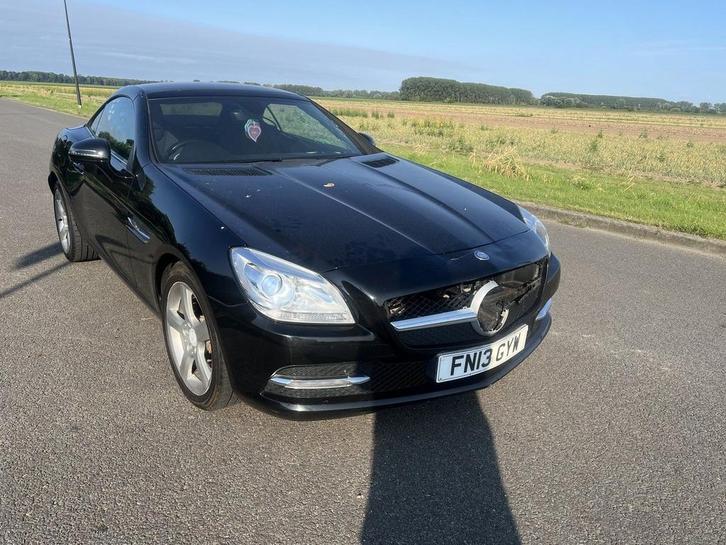 Motorkap SLK R172 A1728800057 SLK 2011 tot 2016, Auto-onderdelen, Carrosserie, Motorkap, Mercedes-Benz, Voor, Gebruikt, Herkomst onderdeel bekend