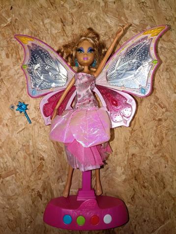 Winx Club Flora Mattel 28cm met licht en geluid beschikbaar voor biedingen