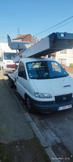 Lift 31m placé sur Hyundai H1 2007, Autos, Camionnettes & Utilitaires, Entreprise, Achat, Hyundai