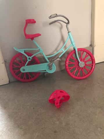 Barbie fiets met helm