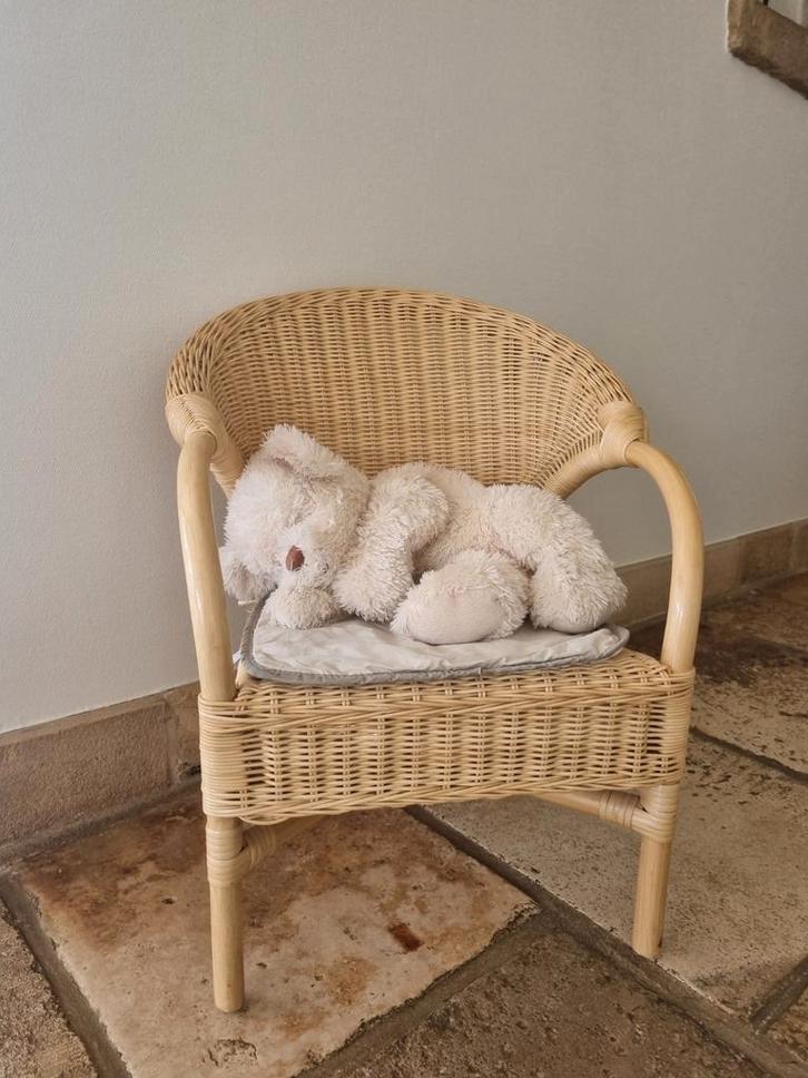 Rotan kinderstoeltje Vaco, Kinderen en Baby's, Kinderkamer | Tafels en Stoelen, Zo goed als nieuw, Stoel(en), Ophalen of Verzenden