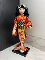 Vintage handmade Japanse Geisha pop uit de jaren 50-60 26cm, Ophalen of Verzenden, Zo goed als nieuw, Overige typen