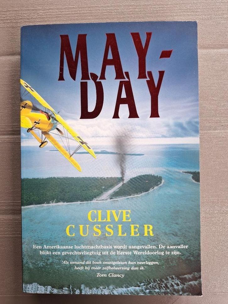 May-day - Dirk Pitt #2, Boeken, Thrillers, Zo goed als nieuw, Amerika, Ophalen of Verzenden
