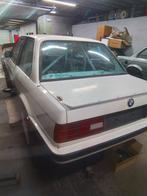 Caisse BMW E30 318 IS arceautee  avec ou sans mecanique, Ophalen, BMW