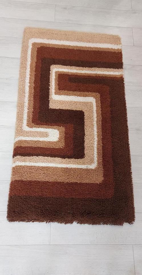 Vintage tapijt 100% wol 1970s, Verzamelen, Retro, Ophalen of Verzenden