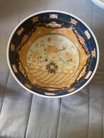 Nieuwe decoratieve schaal, Ophalen