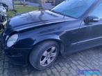 MERCEDES E-KLASSE W211 zwart Links voor scherm zijscherm 200, Auto-onderdelen, Ophalen, Gebruikt, Mercedes-Benz, Spatbord