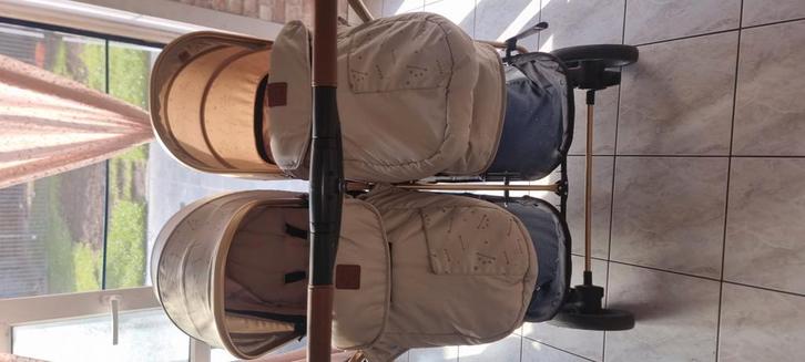 Dubbele buggy, Kinderen en Baby's, Buggy's, Zo goed als nieuw, Ophalen