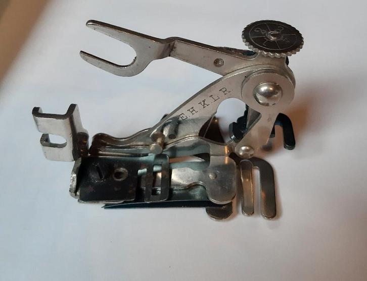 Antieke rimpelvoet voor naaimachine Pfaff - Greist, Antiek en Kunst, Antiek | Naaimachines, Ophalen of Verzenden