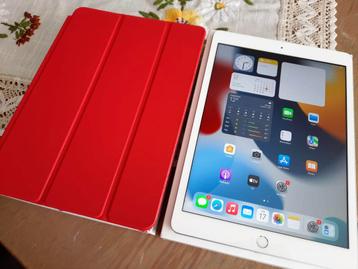 Apple iPad 8 Generatie + Accessoires + 128GB beschikbaar voor biedingen