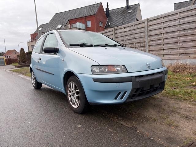 punto 1200 benz.met airco is gekeurd voor verk euro4, Auto's, Fiat, Particulier, Punto, ABS, Airbags, Airconditioning, Alarm, Bluetooth
