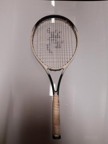 Raquette tennis  disponible aux enchères