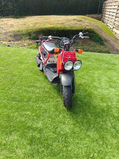 Honda zoomer klasse b bwj 2004., Fietsen en Brommers, Brommers | Honda, Ophalen