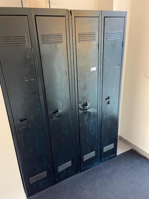 Metalen lockerkasten (4 deuren), Huis en Inrichting, Kasten | Lockerkasten, Gebruikt, Ophalen