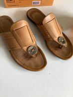 Slippers Tod’s, Ophalen of Verzenden, Zo goed als nieuw, Slippers