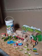 Houten treinspoor met attributen, Ophalen