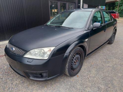 Ford Mondeo ST 220 V6 circuitwagen + 2de motor, Auto's, Ford, Particulier, Mondeo, Benzine, Euro 4, Berline, 5 deurs, Handgeschakeld
