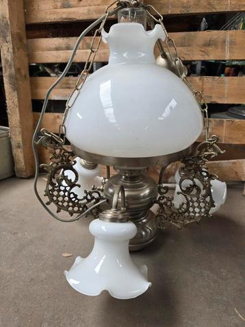 Grande lampe lustre ancienne en brocante vintage