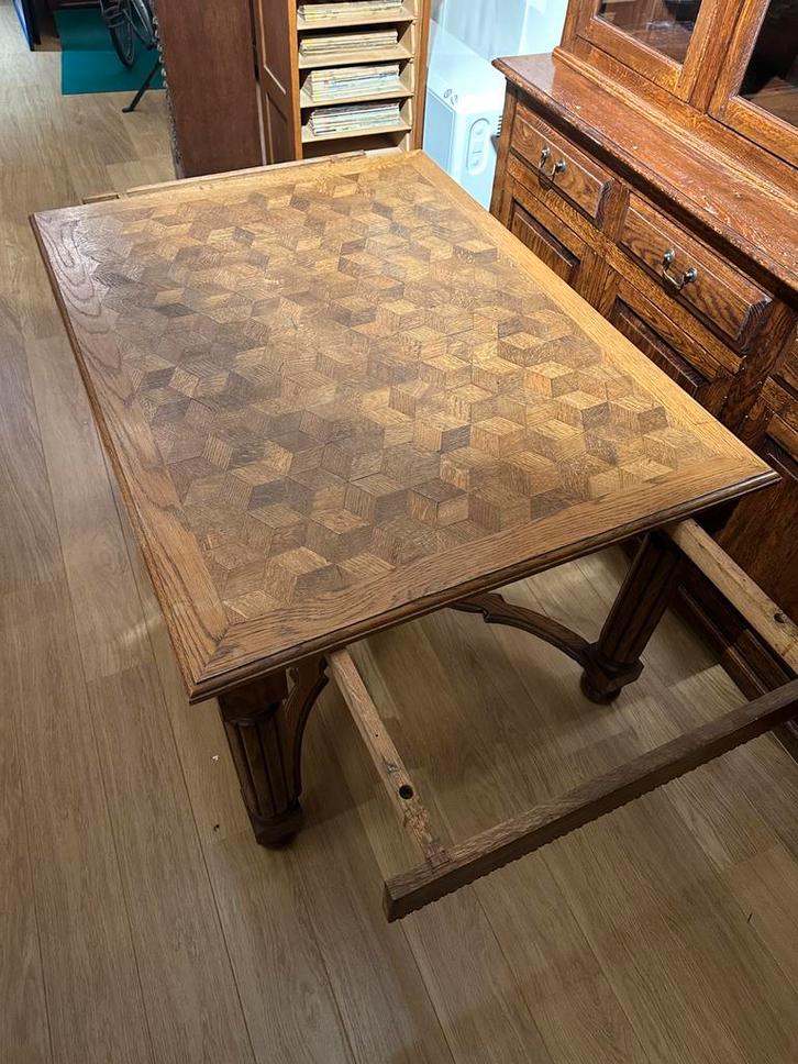 Antieke eiken tafel met marqueterie blad en 4 stoelen, Antiek en Kunst, Antiek | Meubels | Tafels, Ophalen