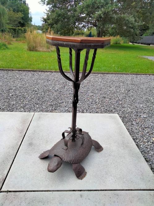 60s Vintage Brutalist kunst bijzettafel schildpad smeedijzer, Antiek en Kunst, Kunst | Overige Kunst, Ophalen